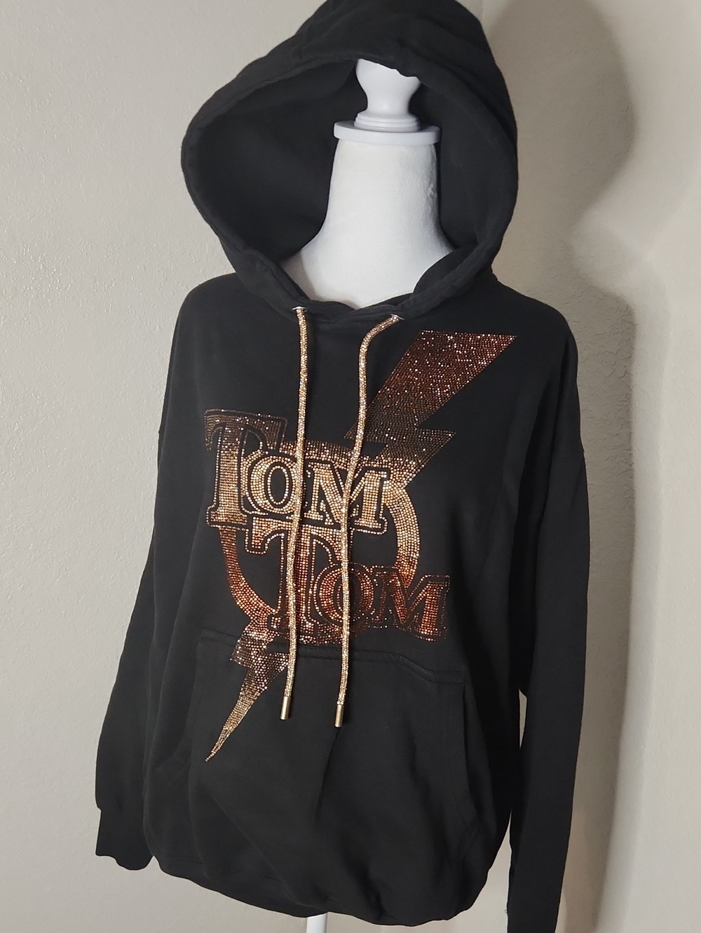Eddie Valentin Vanderpump Scandoval Black Hoodie Tom Tom Sequin Logo